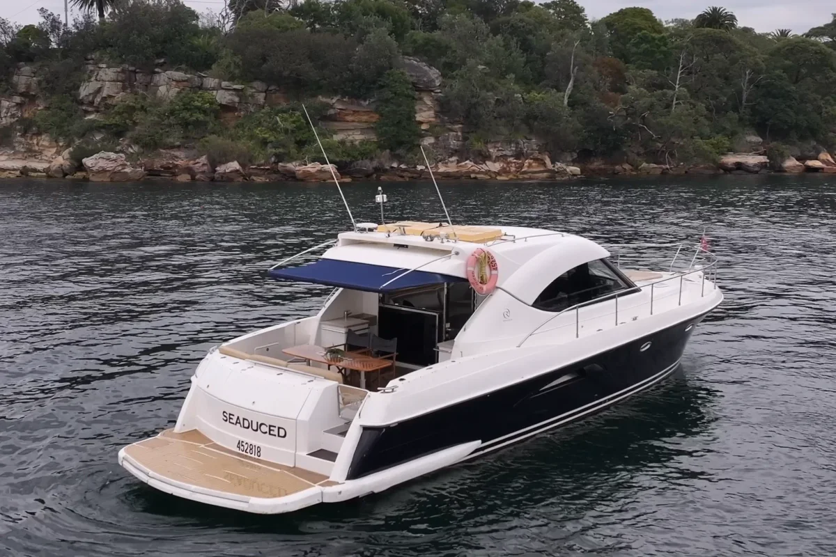 Seaduced — Motor Yacht for hire on Sydney Harbour
