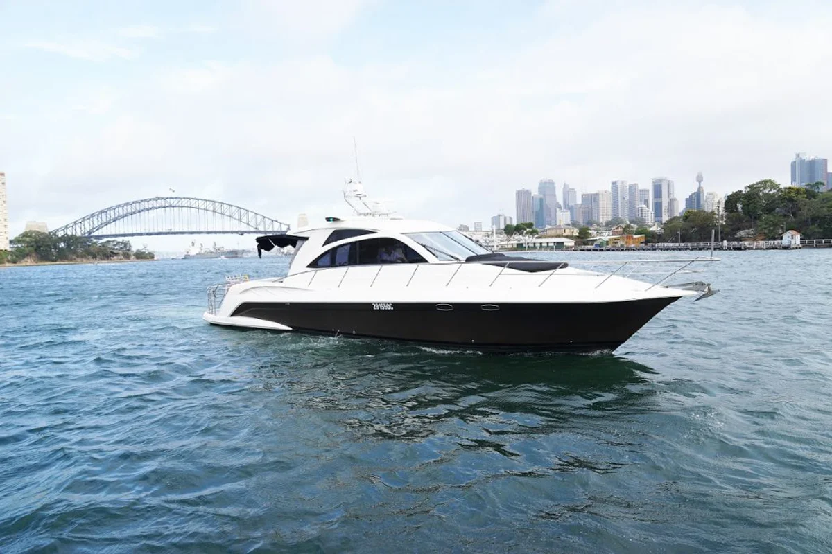 Coco — Motor Yacht for hire on Sydney Harbour